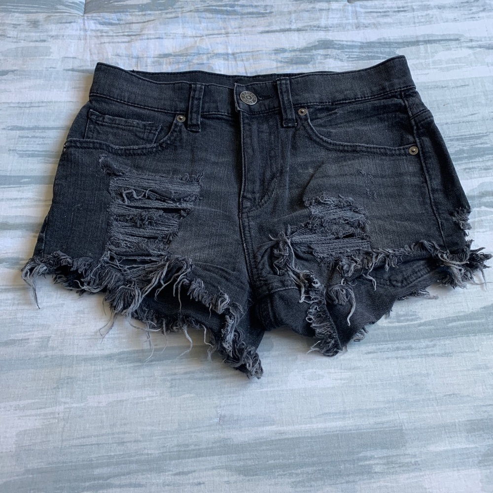 Express high waisted Black frayed short